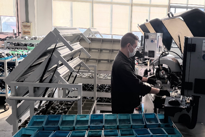 OEM-Lichtmaschinenmontagelinie eines professionellen Herstellers