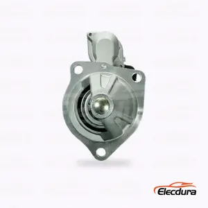 2330097203 Nissan RF8 RE8 8,0kW start&eacute;r Velkoobchod, předn&iacute; pohled na hnac&iacute; konec
