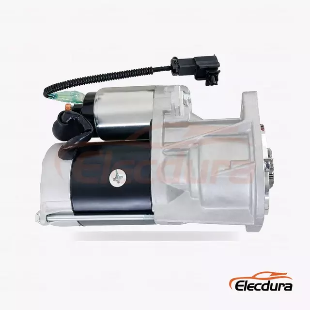 23300-MA70A Nissan Cabstar Start&eacute;r Motor, 12V 2,5kW 9 zubů, Pohled zezadu na termin&aacute;l
