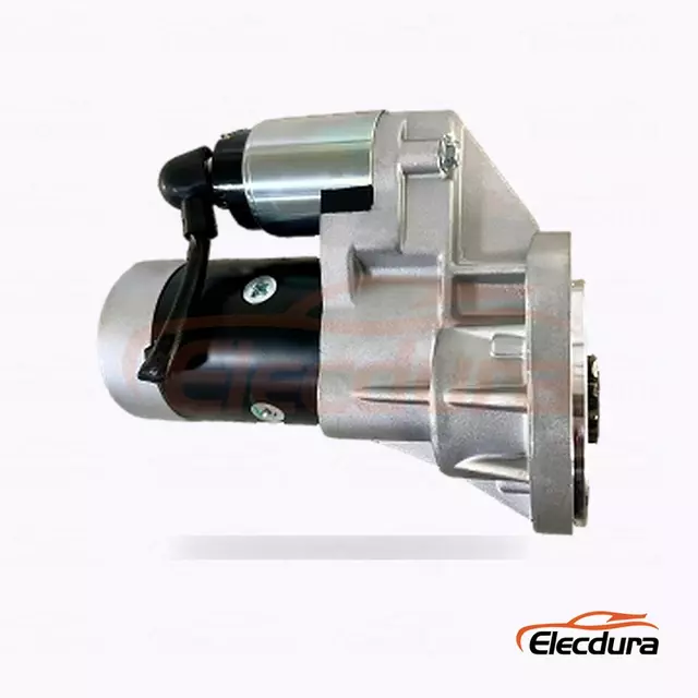 23300-10T01 Startovac&iacute; motor typu Hitachi, 12V 2,8kW, 9 zubů, pohled na zadn&iacute; termin&aacute;l